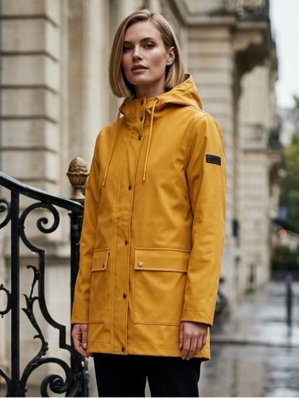DKNY Yellow Nautical Waterproof Hooded Rain Jacket Coat - DL5MPW27 - Large